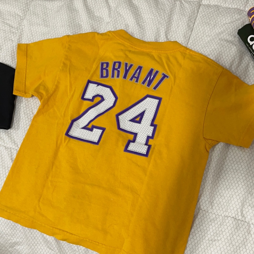 Kobe Bryant t shirt